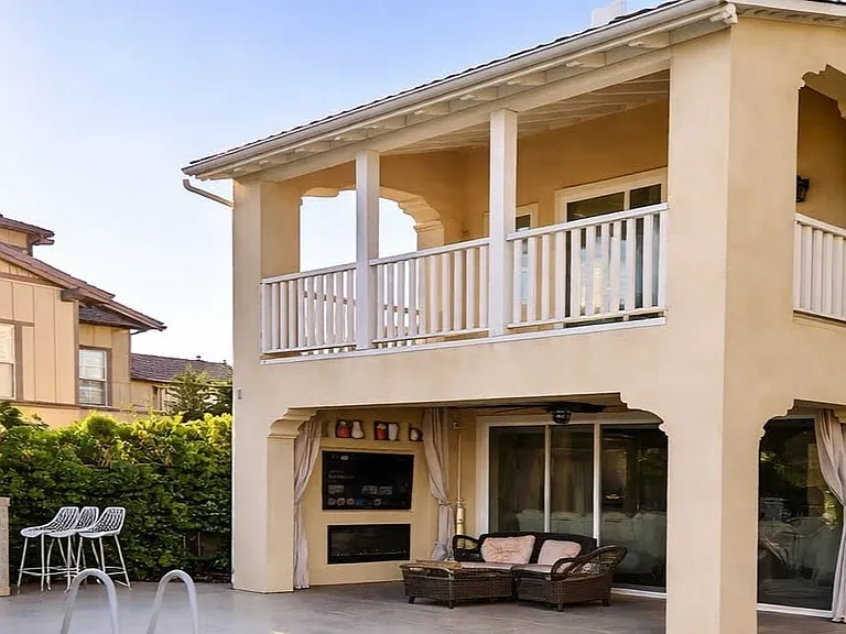 7 Paladino Ct — Photo 1