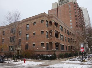850 W Grace St APT 1F, Chicago, IL 60613