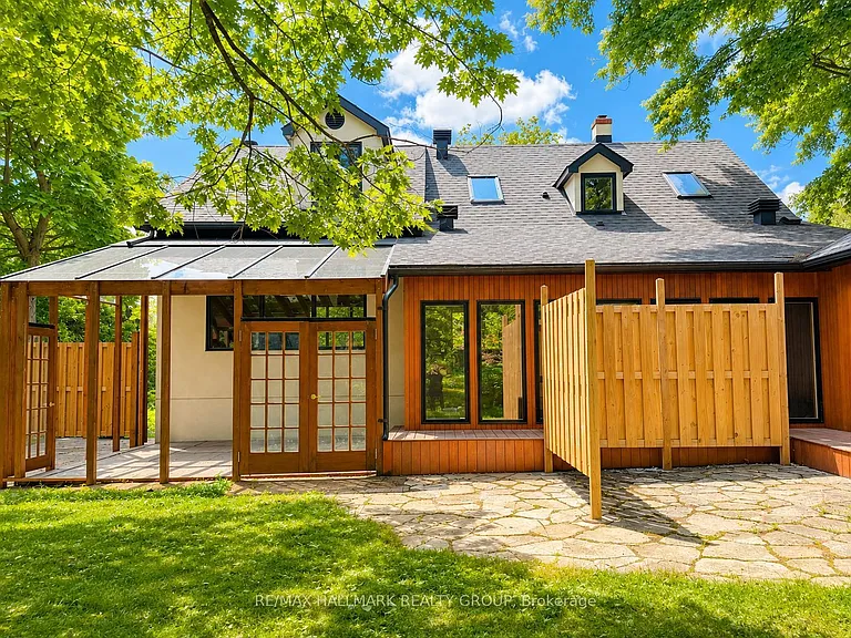 3565 Albion Rd — Photo 35