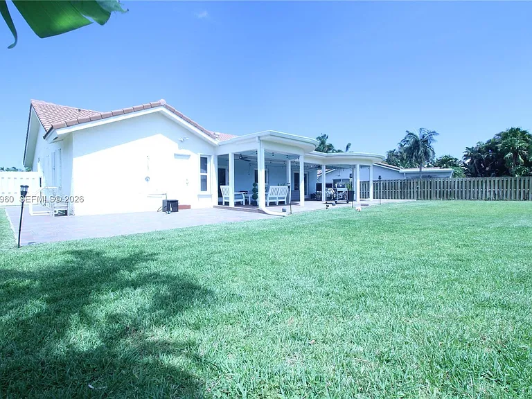 6486 Woodbury Rd — Photo 28