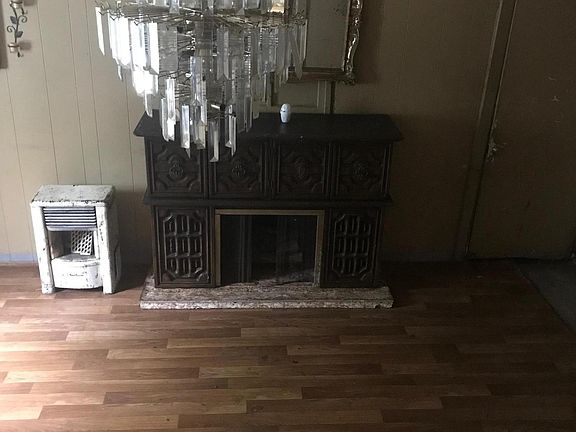 3rd image of 513 Cherokee St