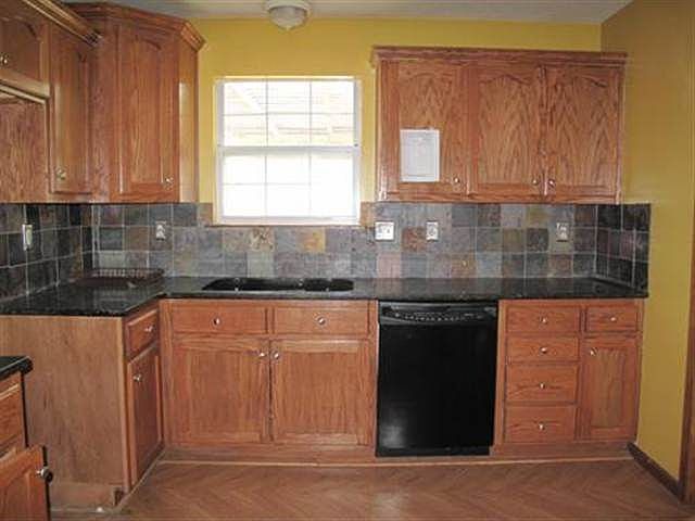 2nd image of 4405 Muncie Ct