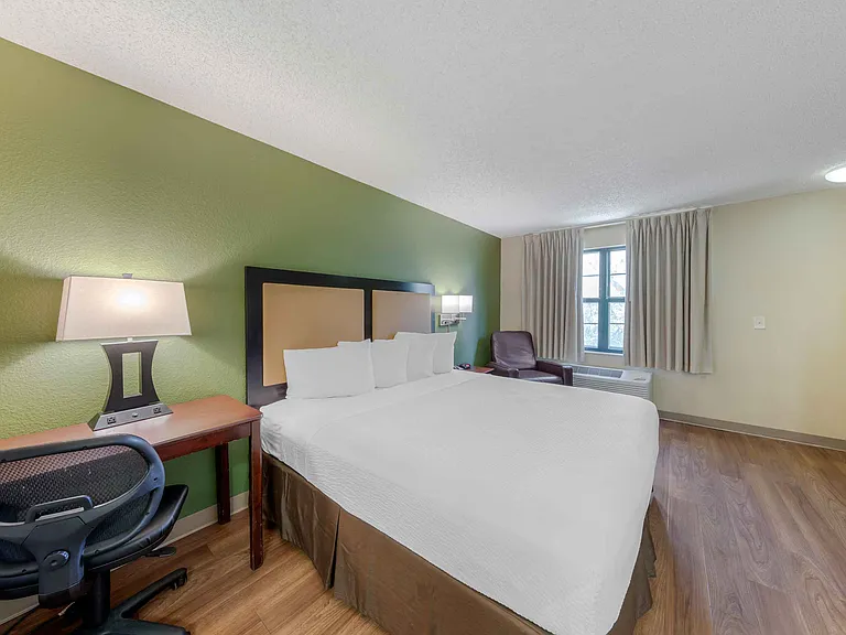 Studio Suite - 1 King Bed