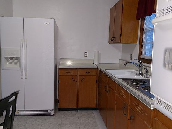 2nd image of 214 Earhart St