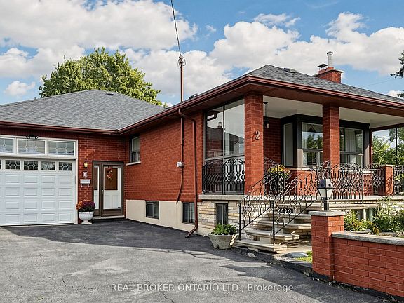 3rd image of 2 Dorking Cres