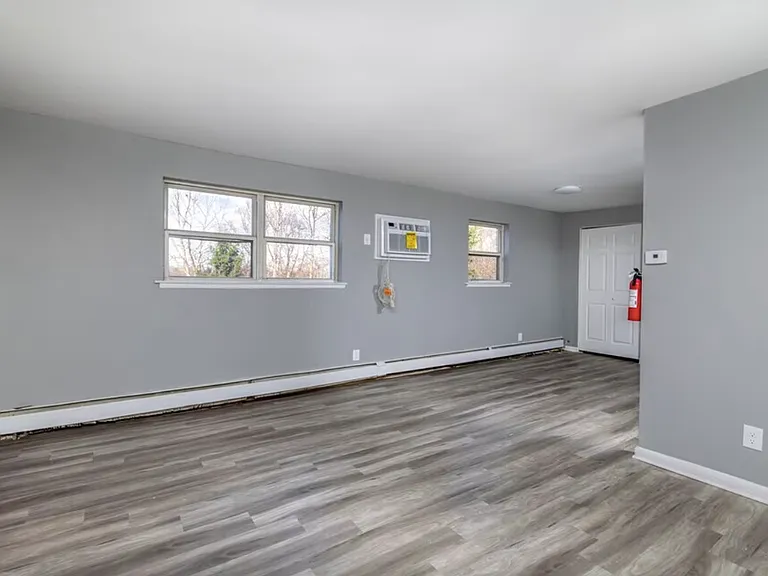 310 Knights Rd #B5 — Photo 7