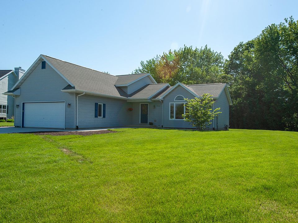 1st image of 3988 Green Acre Dr