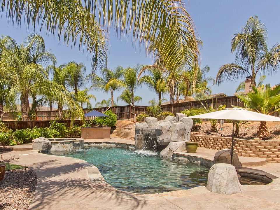1st image of 25572 Mountain Glen Cir