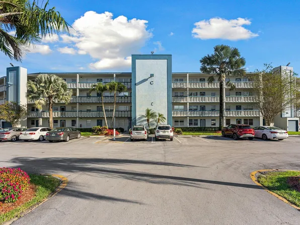 1047 Lincoln C, Boca Raton, FL 33434