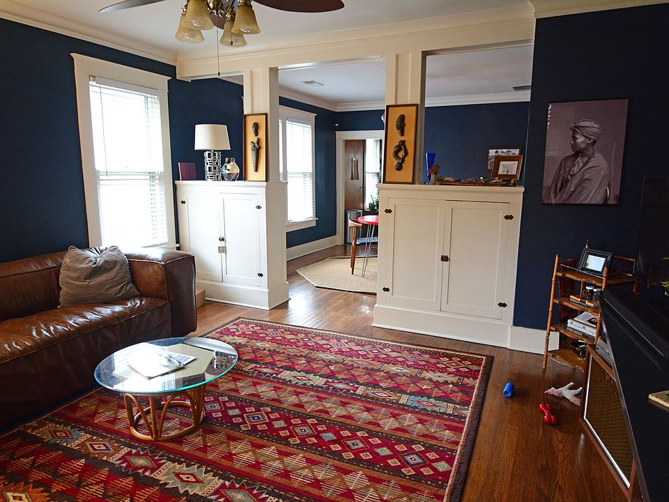 Living room w/ bookcases
