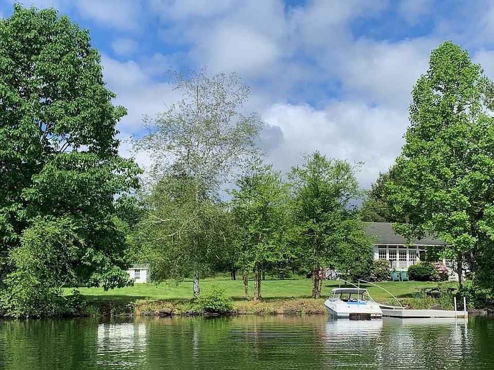 1st image of 32 Shore Dr