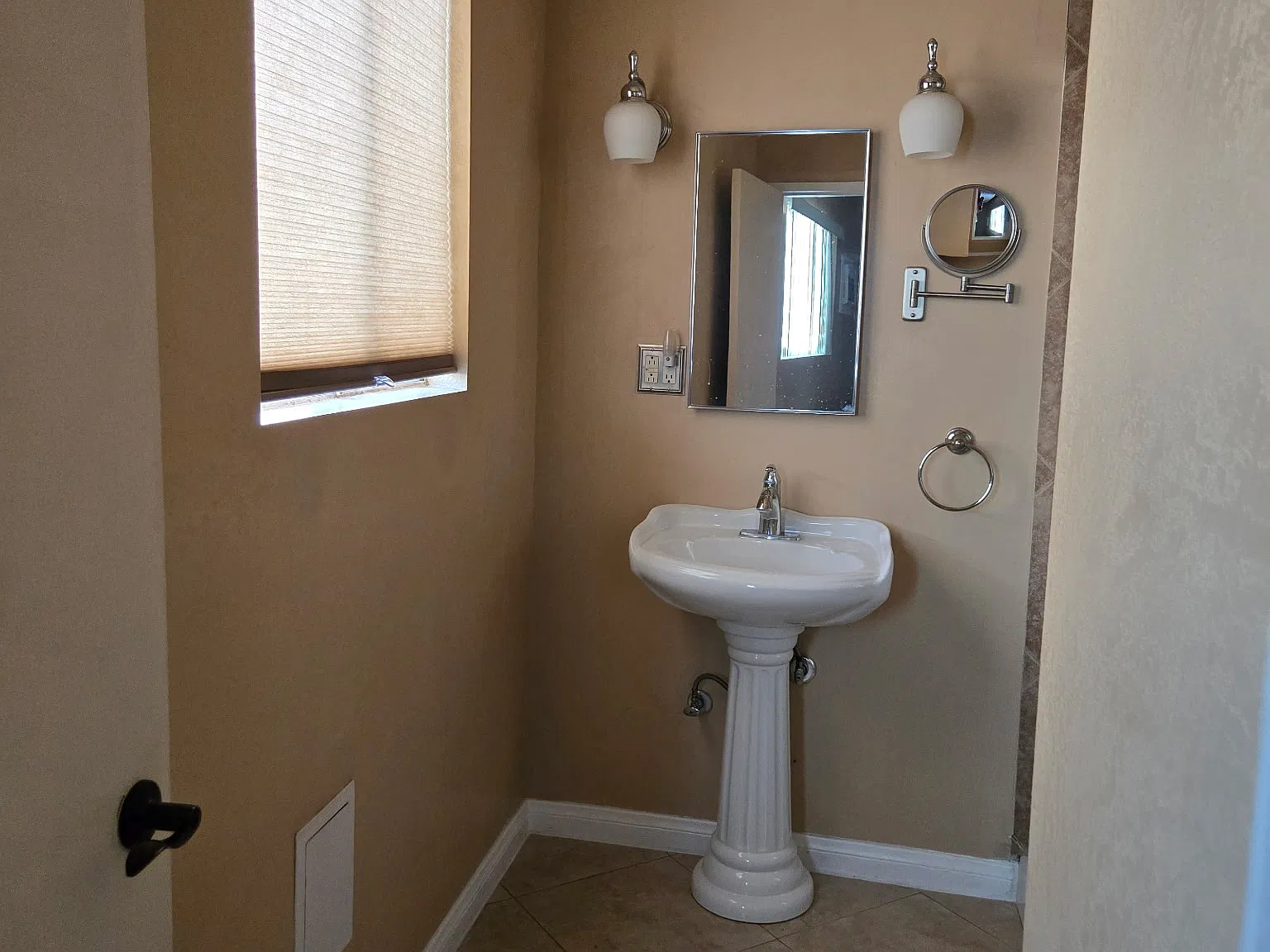 1 bed, 720 sqft, $1,795 — Photo 2