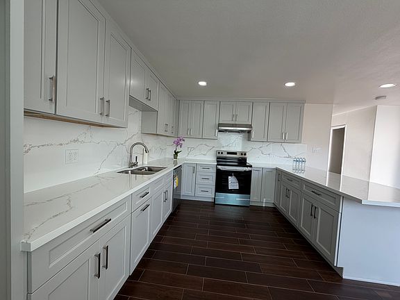 4th image of 9102 Central Ave APT B
