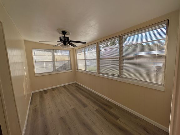 3rd image of 305 W Virginia Dr
