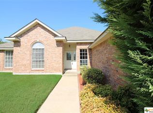 700 Bluebonnet Cir, Harker Heights, TX 76548