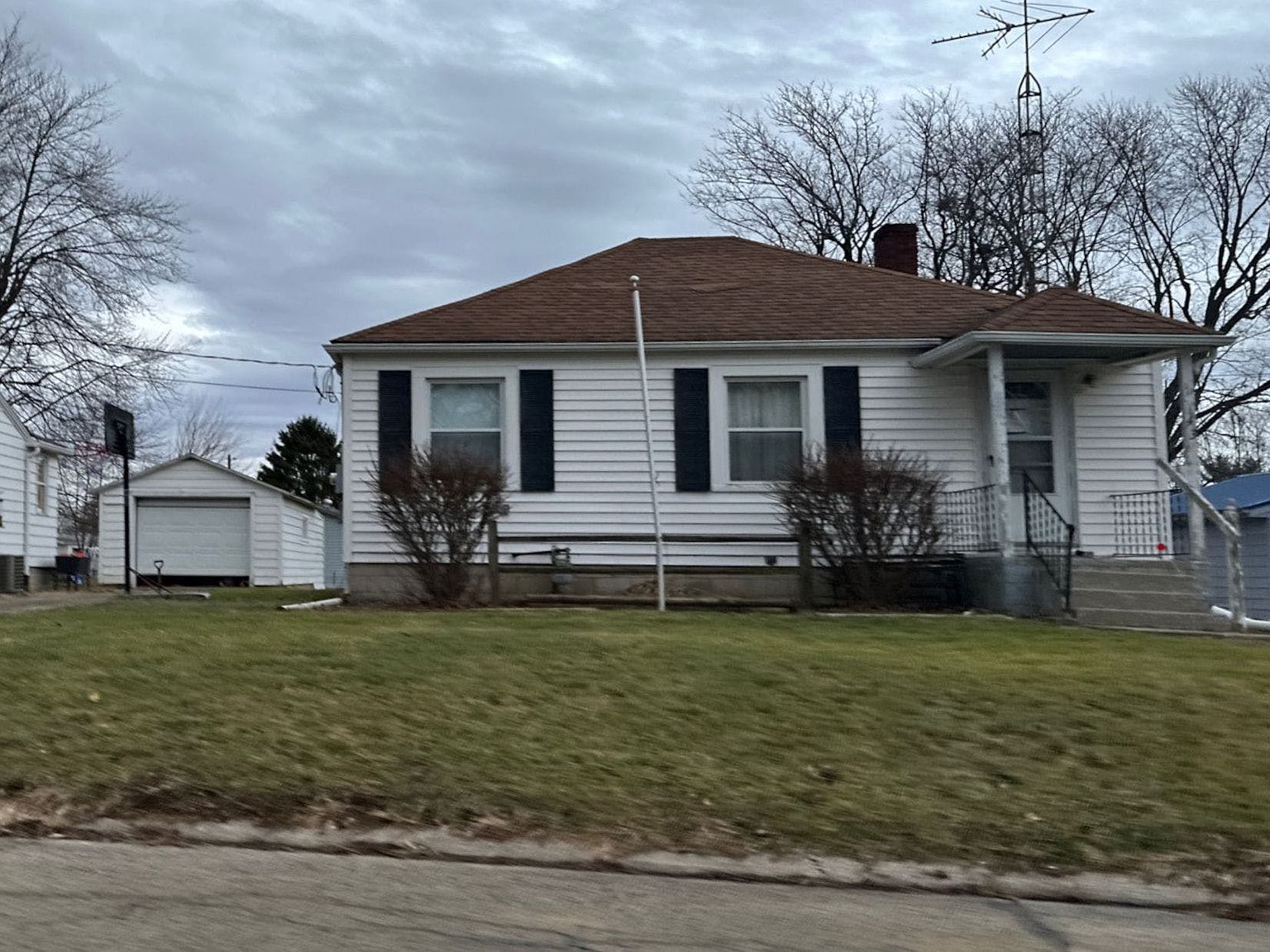 43 Shelby Ave, Shelby, OH 44875 Zillow