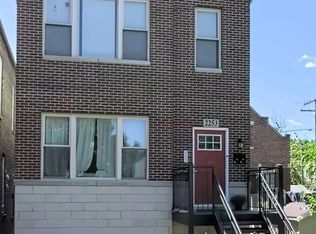 2253 W 19th St #1, Chicago, IL 60608