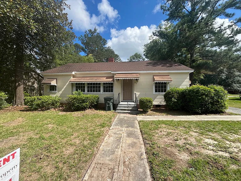 333 E Main St — Photo 1
