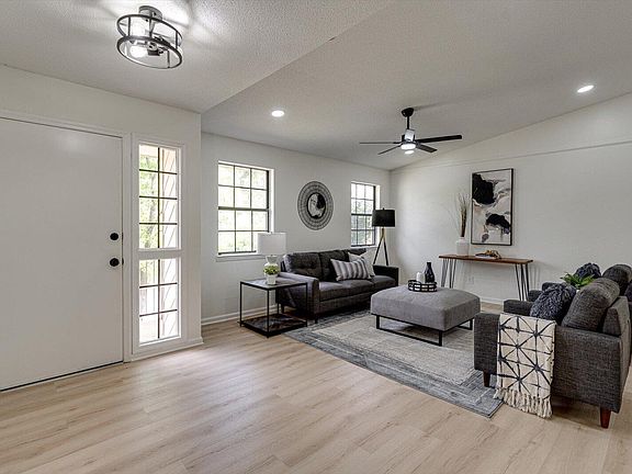 5th image of 603 Paragon Dr