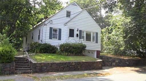 1st image of 52 Holly Ave