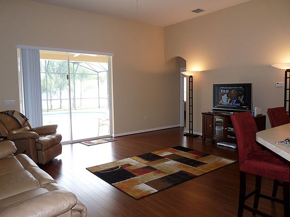 Family Room/Pool View/ TV Stays
