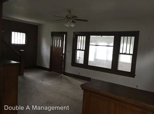 2829 E 4th St, Waterloo, IA 50703