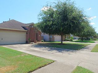 206 S Heritage Oaks Dr, Texas City, TX 77591