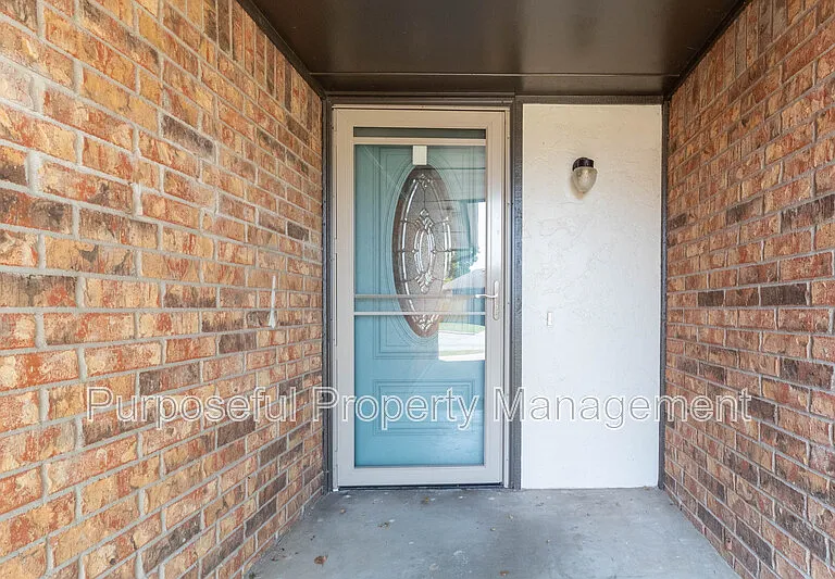 8913 Bentree Country Way — Photo 3
