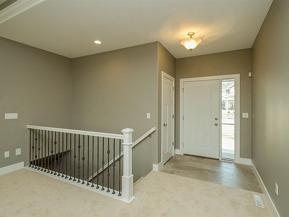 2nd image of 1020 Grouse Ct
