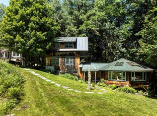 659 W Hill Rd, Putney, VT 05346