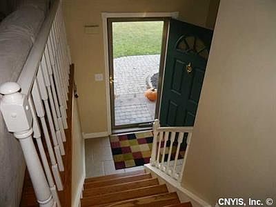 3rd image of 6231 Wynmoor Dr