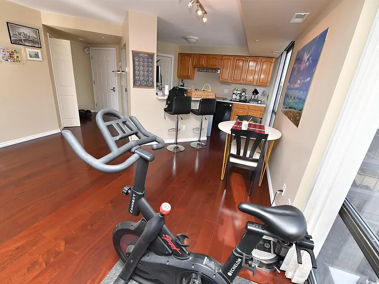 125 SW Jefferson Ave #W6B — Photo 19
