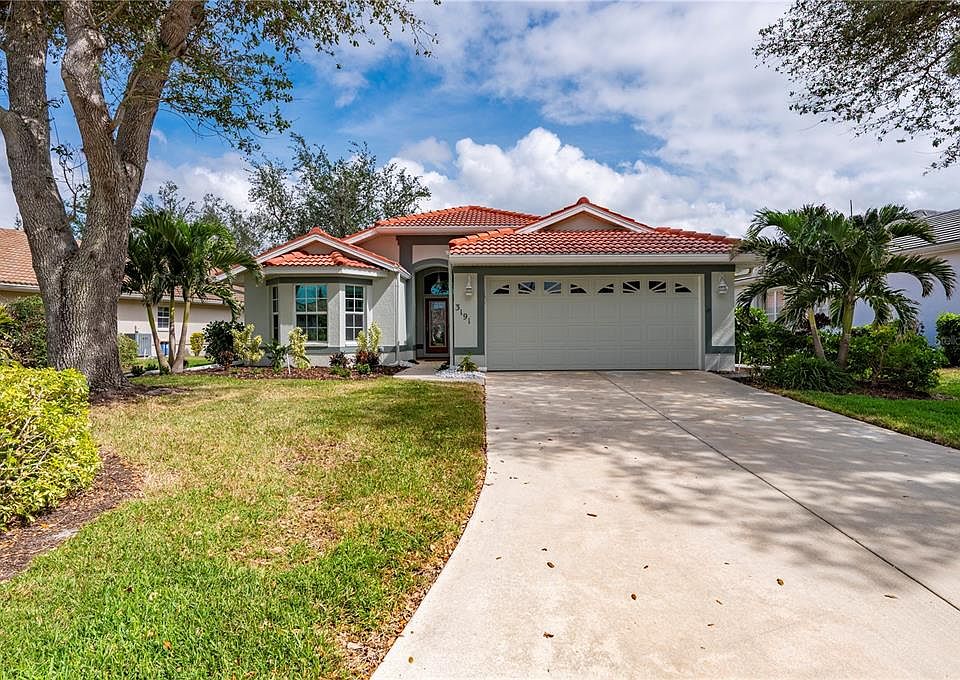 1st image of 3191 Village Ln