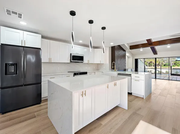 37 Edinburgh Drive, Palm Beach Gardens, FL 33418