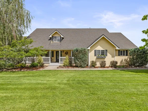 3619 Plum Bush Dr, Klamath Falls, OR 97603