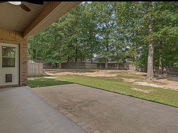 4th image of 230 County Road 7820