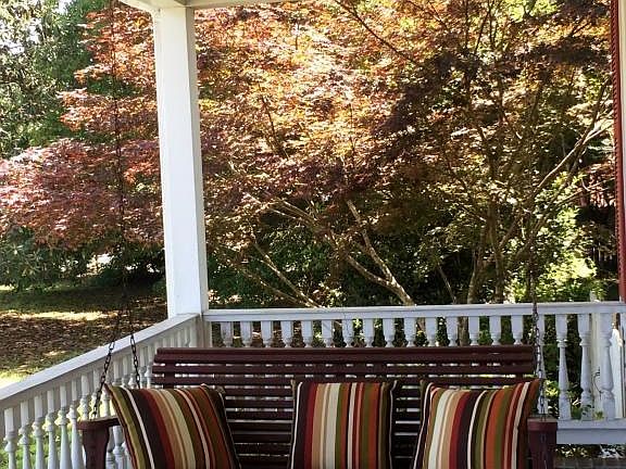 Enjoy a glass of Sweet Tea Here!