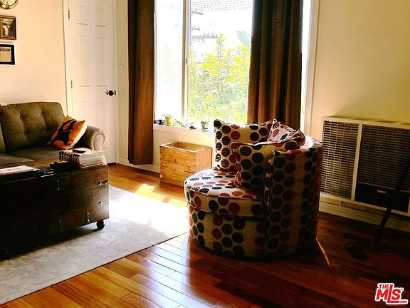 3rd image of 605 1/2 Tularosa Dr #605-1/2