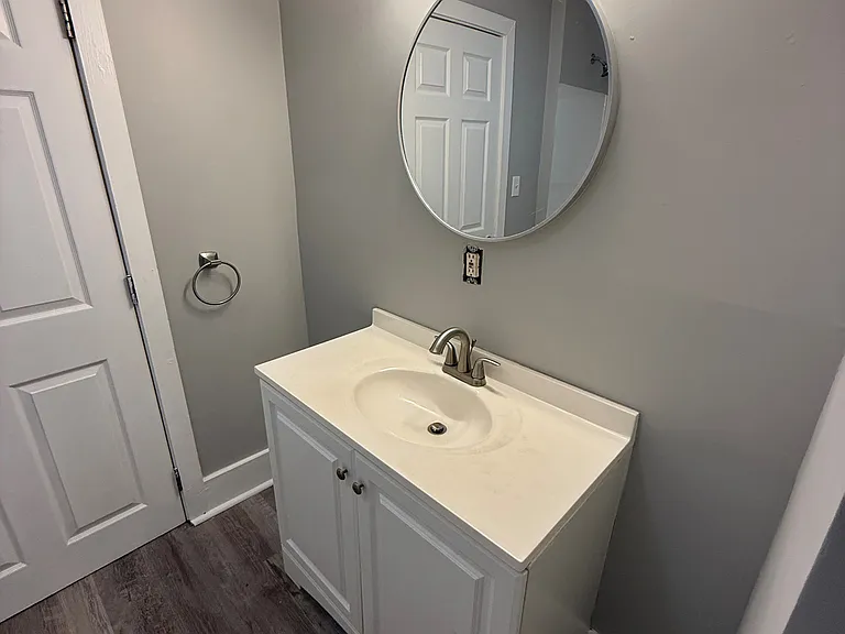 207 Pine St #2 — Photo 27