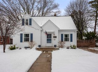240 E Glendale Ave, Appleton, WI 54911