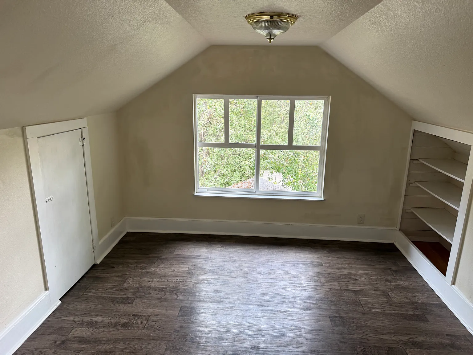 1 bed, $1,100 — Photo 3