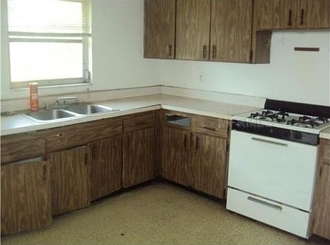 2nd image of 3587 Ligonier Rd