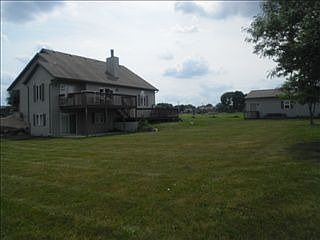 2nd image of 3950 Windsor Rd