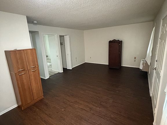 2nd image of 102 N George St APT 2