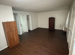 102 N George St APT 2, Ranson, WV 25438