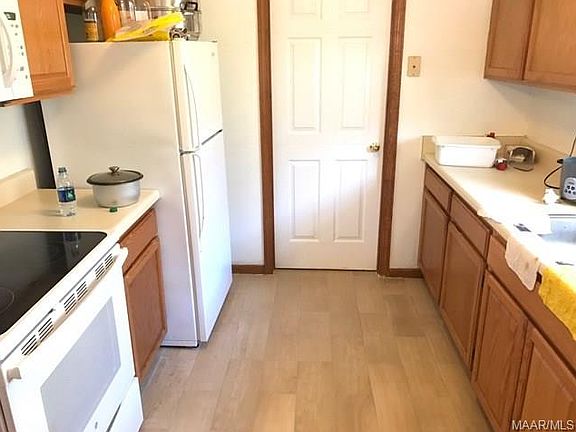 4th image of 3674 Carriage Oaks Dr