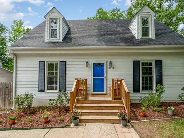 1712 Valley Run, Durham, NC 27707