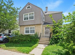 2021 Carey Ct, Madison, WI 53704