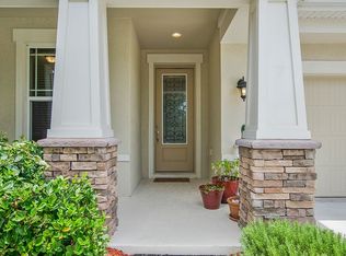 5917 Chert Hill Ln, Lithia, FL 33547