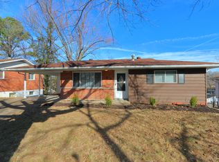 8437 Hawkesbury Dr, Saint Louis, MO 63121
